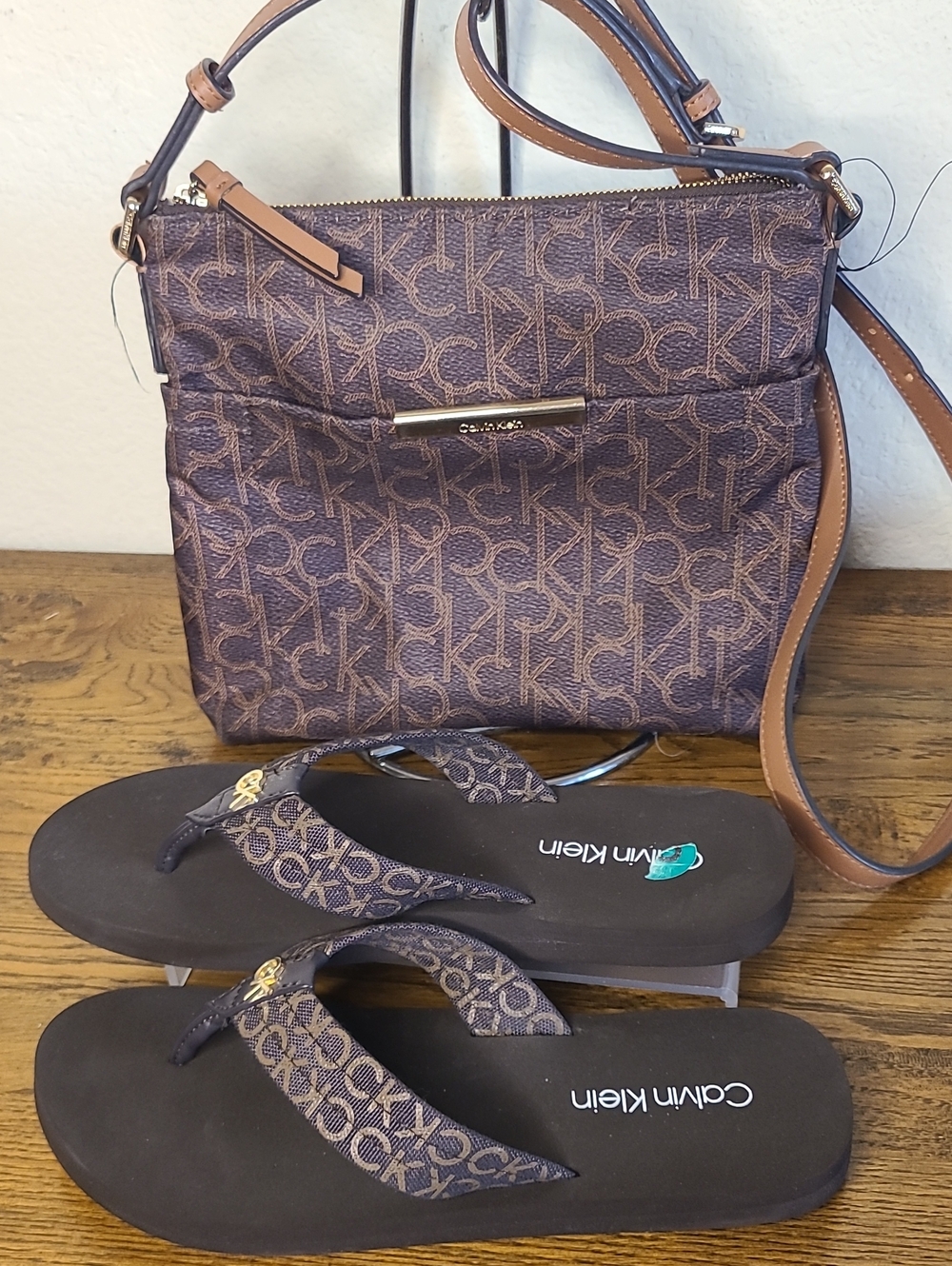 BUNDLE**Calvin Klein Brown Monogram Crossbody Bag W/ CK SIZE 8 SANDELS !